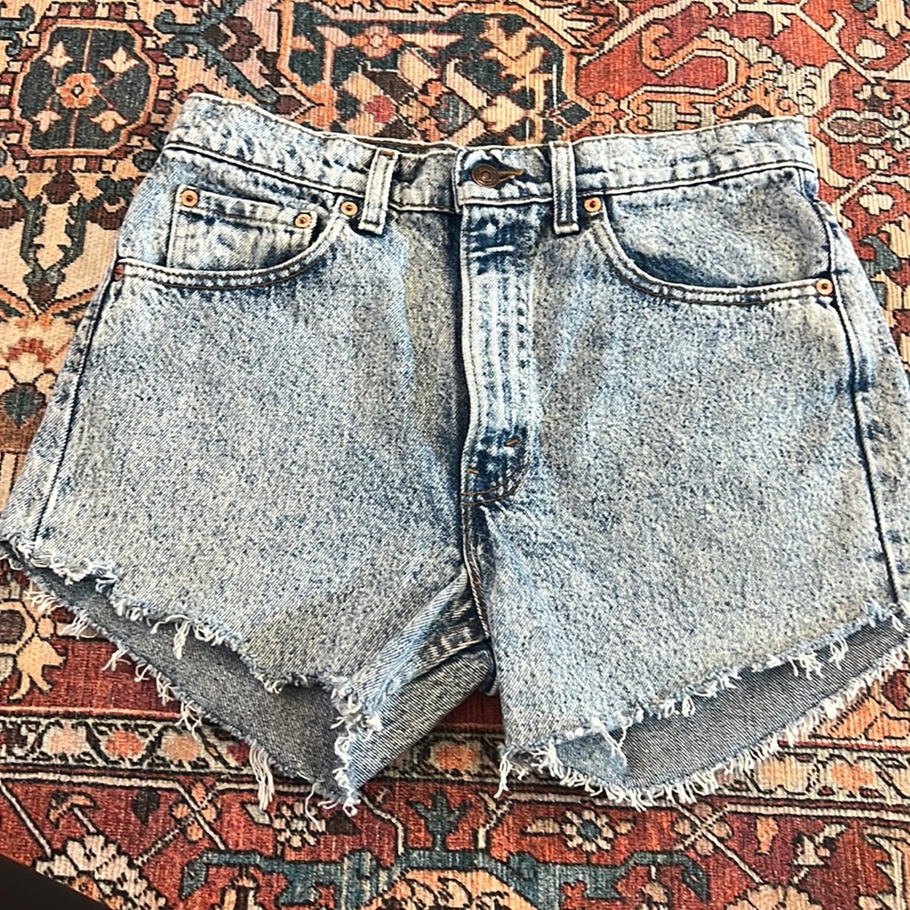 Vintage Levi’s shorts